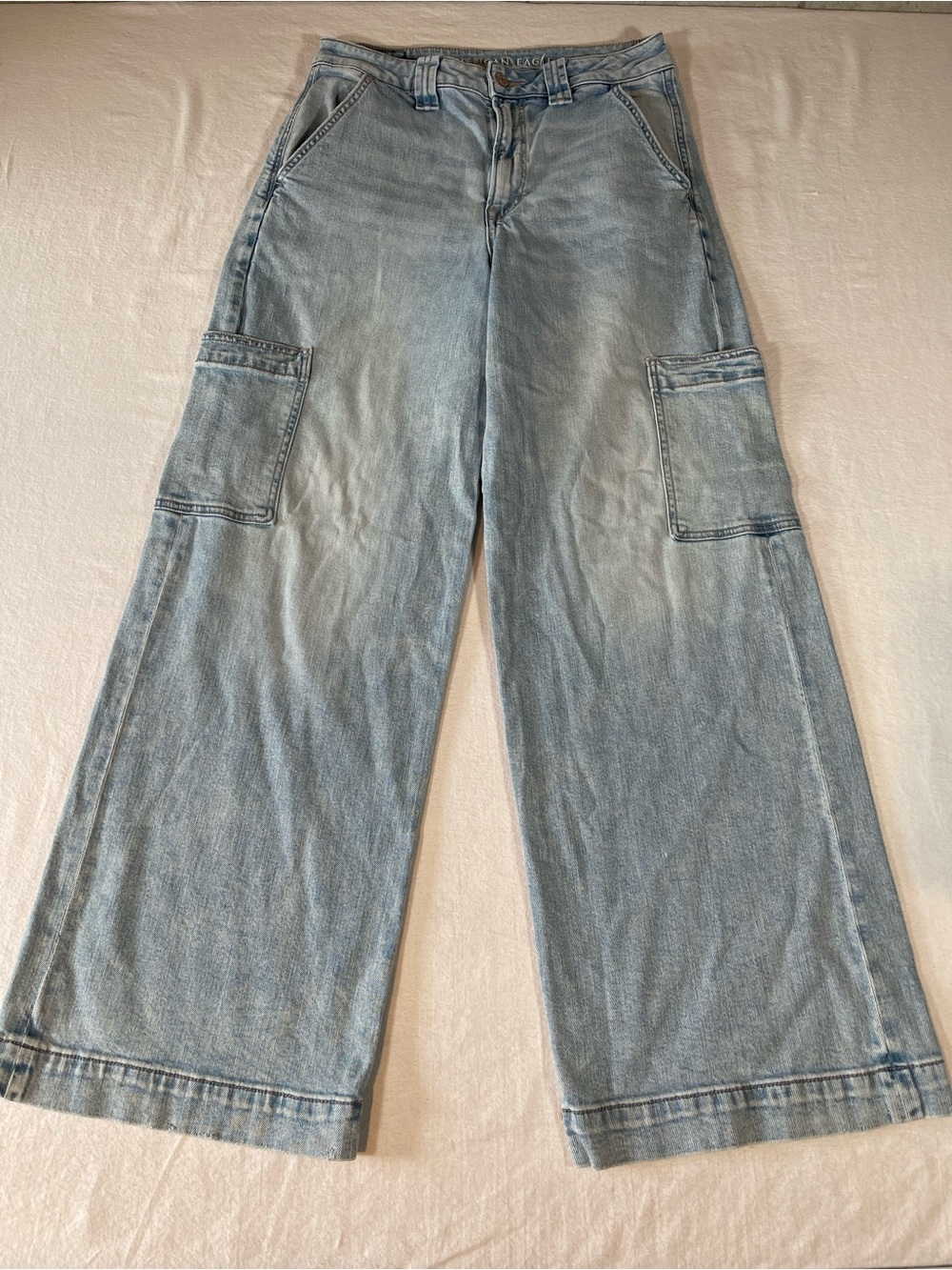 American Eagle Outfitters Women’s Wide-Leg Light Blue Side Pocket Denim Jeans 6